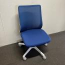 【中古】オフィスチェア　オカムラ　フルーエント　背メッシュ地　ミディアムブルー