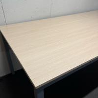 【中古】会議テーブル　オフィスコム　W1800*D900*H720　ナチュラル