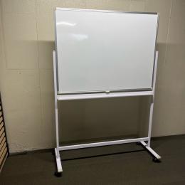 【中古】片面脚付きホワイトボード　ボード面W1200*H900　キャスター付き