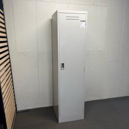 【中古】クリーンロッカー　コクヨ　掃除用具入れ　ナチュラルグレー