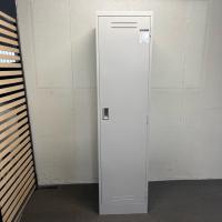 【中古】クリーンロッカー　コクヨ　掃除用具入れ　ナチュラルグレー