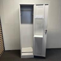 【中古】クリーンロッカー　コクヨ　掃除用具入れ　ナチュラルグレー