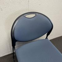 【中古】スタッキングチェア　イトーキ　クリケット　グレー/ブラック