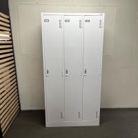 【中古】3人用ロッカー　ライオン　更衣用ロッカー　ホワイト