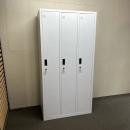 【中古】3人用ロッカー　ノーブランド　更衣用ロッカー　ホワイト