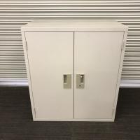 【中古】両開きキャビネット　メーカー不明　W775タイプ　跳ね上げレバー取っ手　ニューグレー