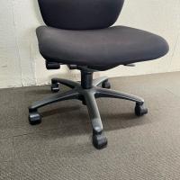 【中古】オフィスチェア　オカムラ　アドフィットチェア　布張り　ブラック