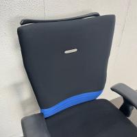 【中古】オフィスチェア　オカムラ　フィーゴンチェア　肘付き　ハイバック　ブルー