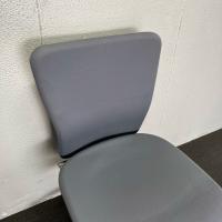 【中古】オフィスチェア　オカムラ　カロッツァチェア　ローバック　布張り　グレー