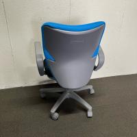 【中古】オフィスチェア　アイリスチトセ　肘付き　固定肘　ブルー/ブラック　