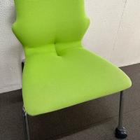 【中古】スタッキングチェア　コンベルサ　ソフトフィットタイプ　キャスター付き　グリーン