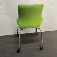 【中古】スタッキングチェア　コンベルサ　ソフトフィットタイプ　キャスター付き　グリーン