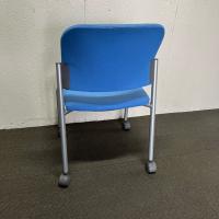 【中古】スタッキングチェア　コクヨ　CK-100　布張り　キャスター付き　ブルー