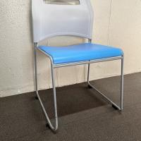 【中古】スタッキングチェア　弘益　スフィーダ　ビニールレザー　ブルー