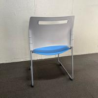 【中古】スタッキングチェア　弘益　スフィーダ　ビニールレザー　ブルー