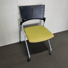 【中古】マノスチェア　イトーキ　座面クッション　モスグリーン/ブラックシェル