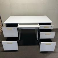 【中古】両袖デスク　ノーブランド　色ヤケあり　鍵無し　W1400*D700　木天板　ホワイト