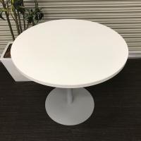 【中古】リフレッシュテーブル　RFヤマカワ　丸テーブル　φ800*H700　ホワイト