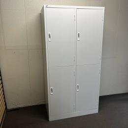 【中古】4人用ロッカー　生興　AKL-W4WS　更衣用ロッカー　ホワイト