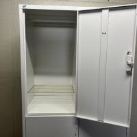 【中古】4人用ロッカー　生興　AKL-W4WS　更衣用ロッカー　ホワイト