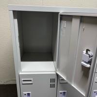 【中古】6人用シューズロッカー　東京鋼器　扉鍵付き　ホワイト