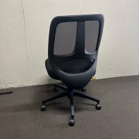 【中古】オフィスチェア　コレガ2　オフィスコム　メッシュ素材　ブラック