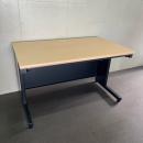 【中古】平デスク　プラス　フラットラインシリーズ　W1200*D700　メープル*ブラック