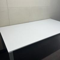 【中古】会議テーブル　ノーブランド　W1800*D900*H700　ホワイト