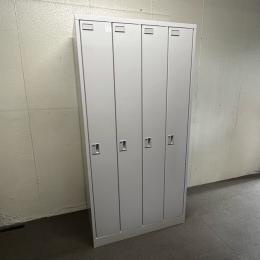 【中古】4人用ロッカー　イトーキ　更衣用ロッカー　WE色