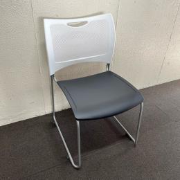 【中古】スタッキングチェア　アイリスチトセ　MCチェア　ホワイト/ダークグレー