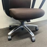 【中古】オフィスチェア　コクヨ　エクサージュチェア　肘付き　ブラウン