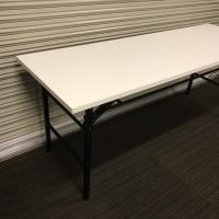 【中古】折りたたみテーブル　イノウエ　W1800*D600　ホワイト